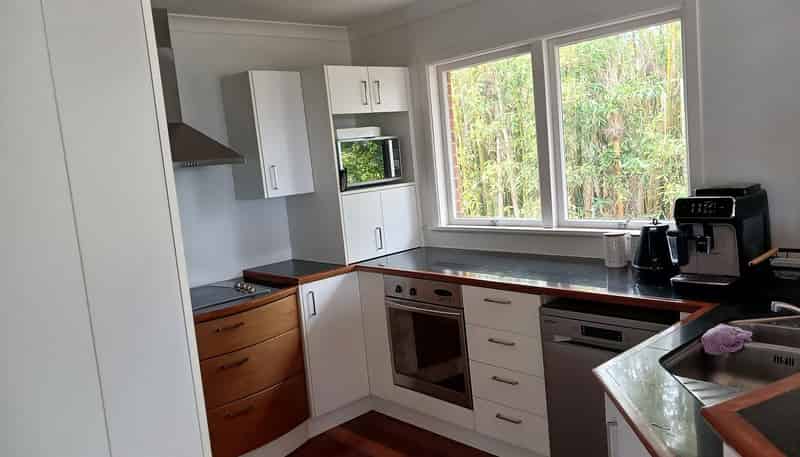 819 Beach Road, Browns Bay