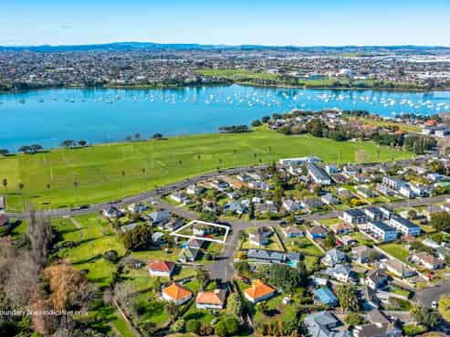 850m2 THAB Corner Site Near the Waterfront!