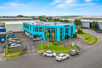 Multi-Level Corporate Office Space