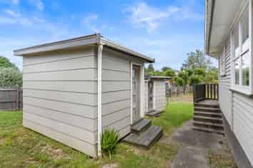 a/132 Browns Road, Manurewa
