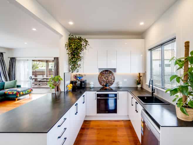 1/404 Gloucester Street, Taradale