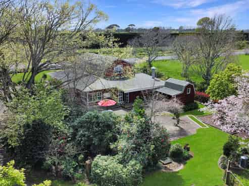 237 Thornton Road, Thornton