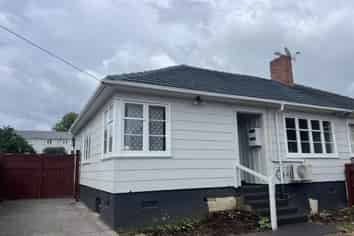 79  Court Crescent, Panmure