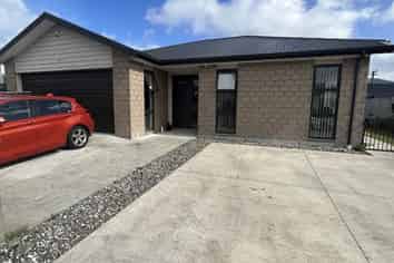 10 Poulson Grove, Trentham