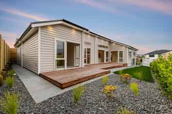 15 Pekanga Road, Millwater