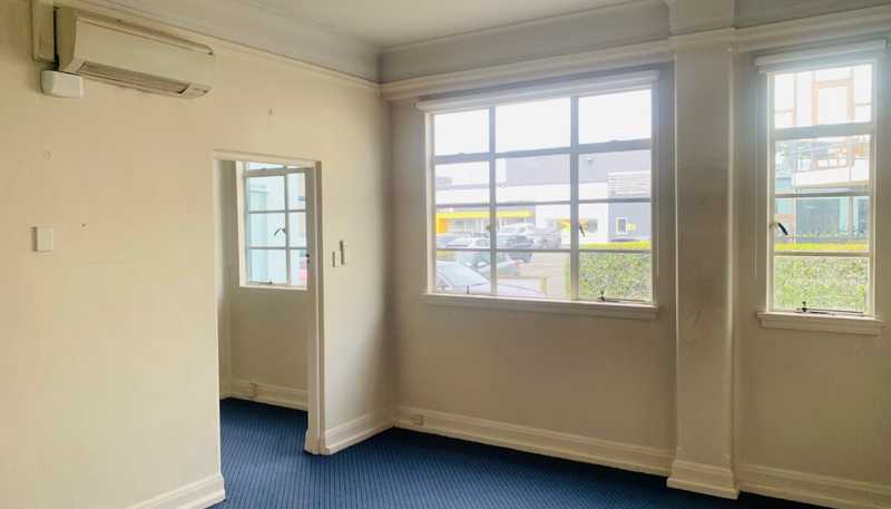 201 King Street North, Hastings