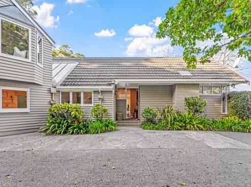 596 Leigh Road, Whangateau