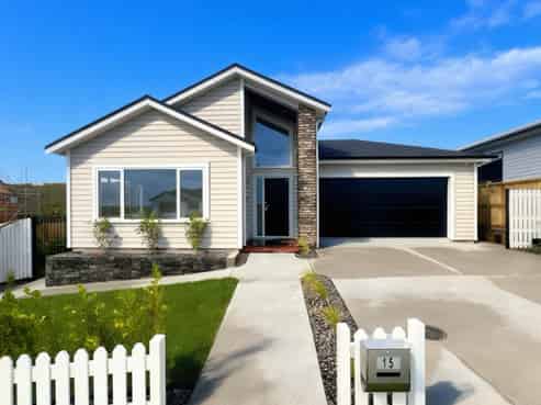 15 Pekanga Road, Millwater