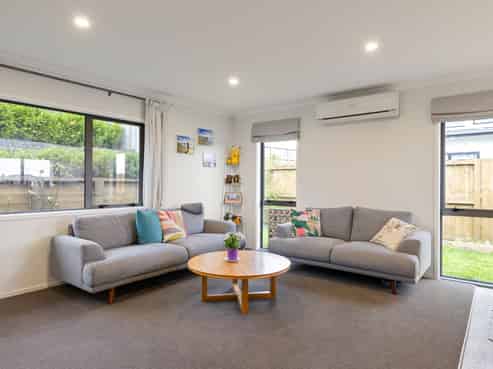 48 Sylvester Crescent, Flagstaff