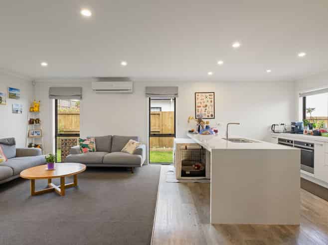 48 Sylvester Crescent, Flagstaff