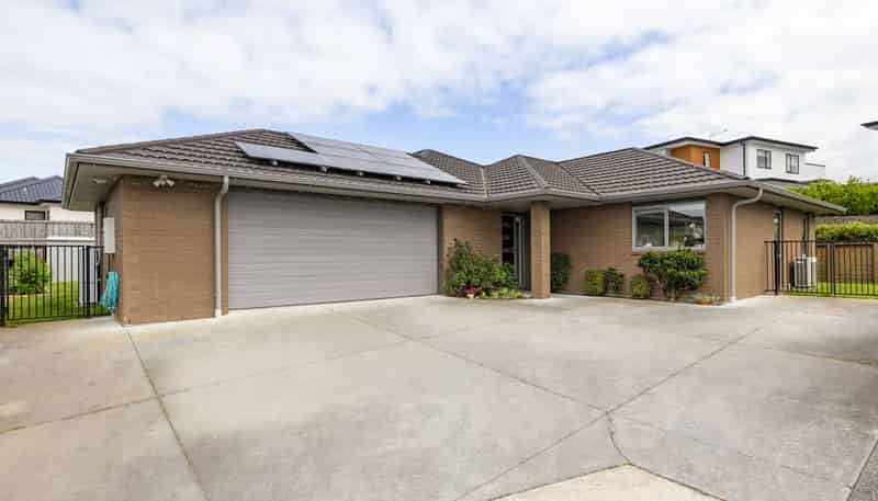 48 Sylvester Crescent, Flagstaff