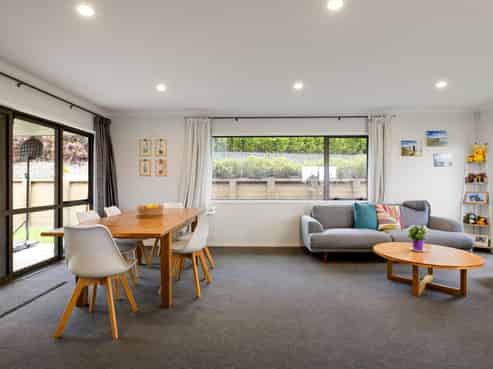 48 Sylvester Crescent, Flagstaff