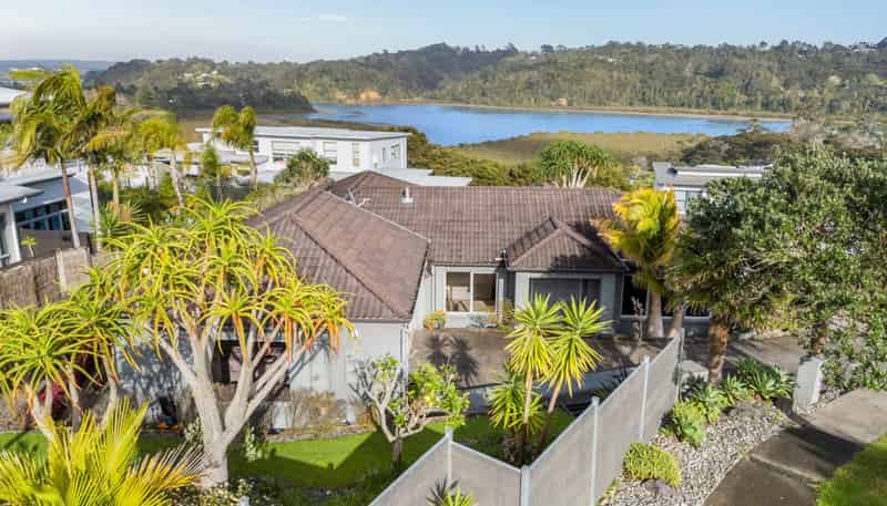 2 Schopolo Place, Albany