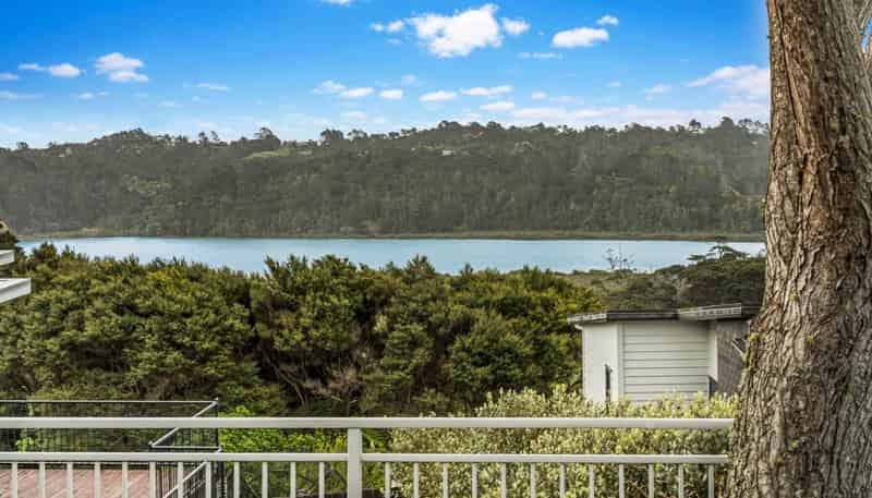 2 Schopolo Place, Albany