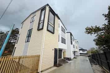 73 Hutchinsons Road, Bucklands Beach