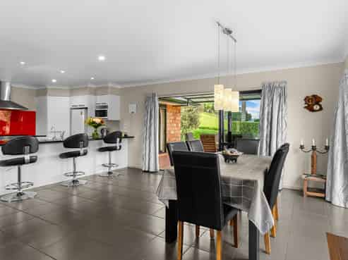 51 Jobe Road, Maungakaramea