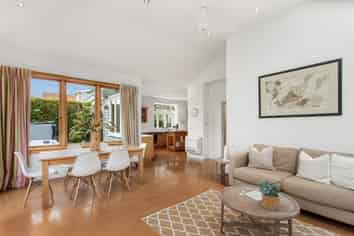 42 Heaton Street, Merivale