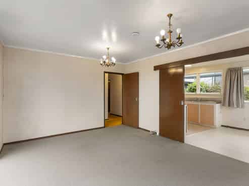 51 Easton Park Parade, Glenfield