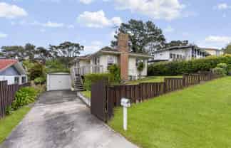 51 Easton Park Parade, Glenfield