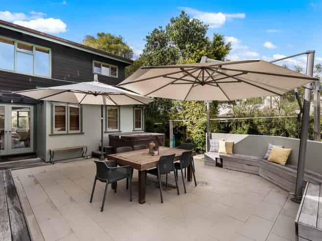 283 Riddell Road, Glendowie