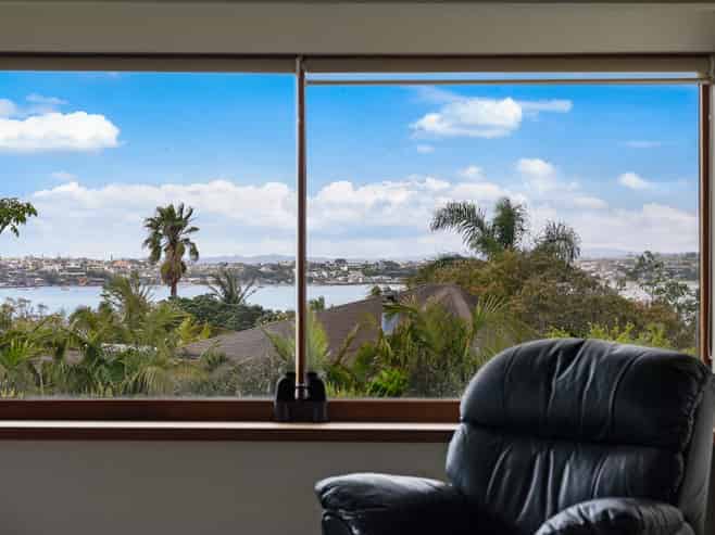 283 Riddell Road, Glendowie