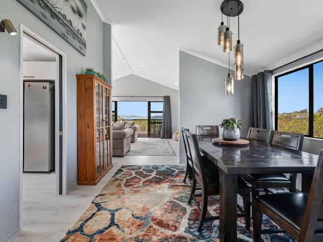 5 Windward Terrace, Snells Beach
