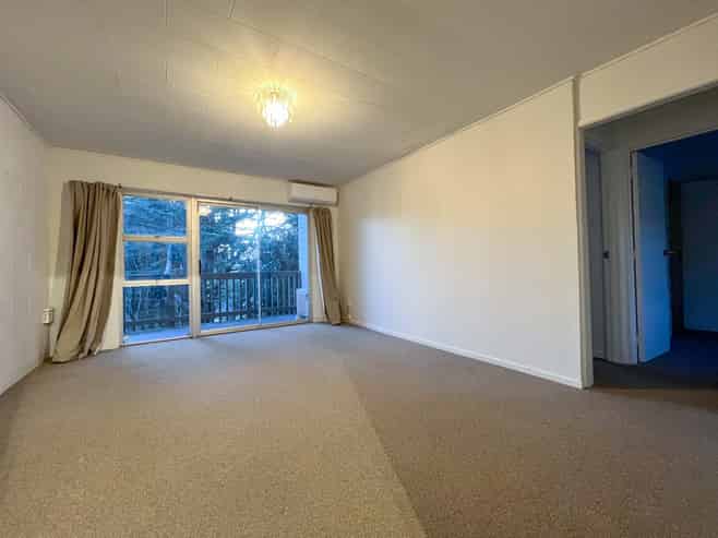 10/28 *** Locarno Avenue, Sandringham