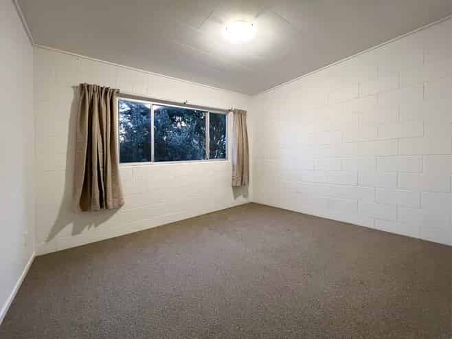 10/28 *** Locarno Avenue, Sandringham