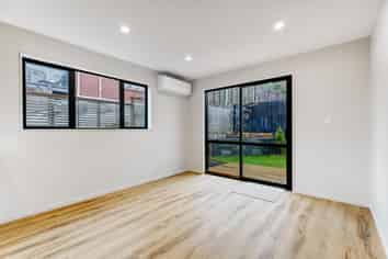 8A Butterworth Drive, Glendene