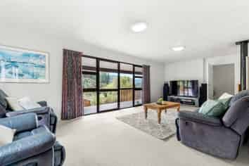 70 Kaitoke Loop, Kaitoke