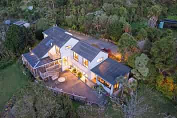 11 North Way, Titirangi