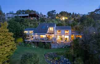11 North Way, Titirangi
