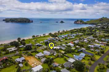 12 Harsant Avenue, Hahei