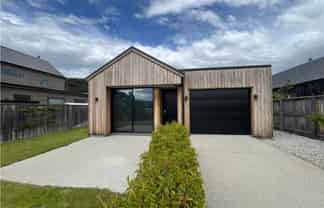 6 Glen Dene Crescent, Wanaka