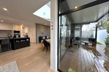 11 Walford, Point Chevalier