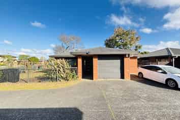 21 Robertson Road, Favona