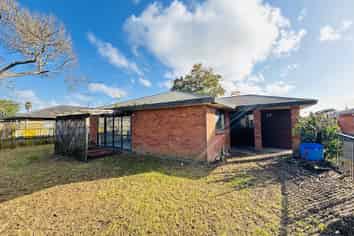 21 Robertson Road, Favona