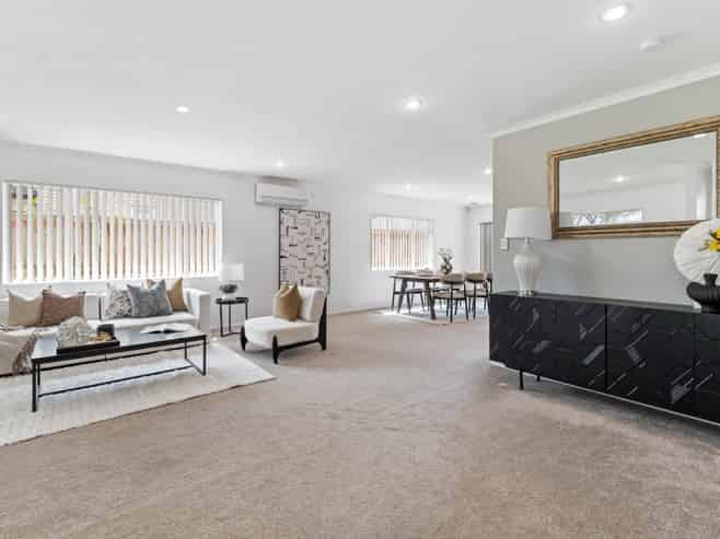 17 Greenbrooke Drive, Flat Bush