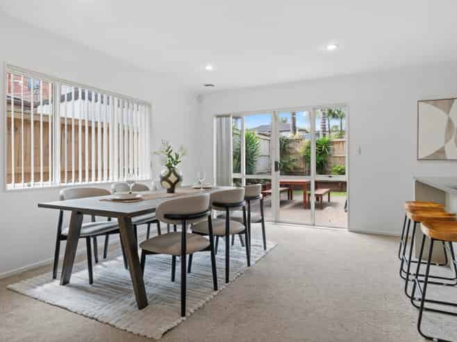 17 Greenbrooke Drive, Flat Bush