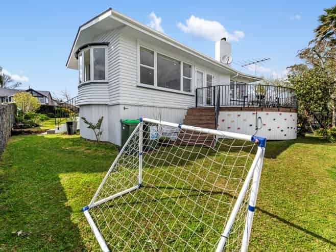 2 Harvey Place, Kohimarama