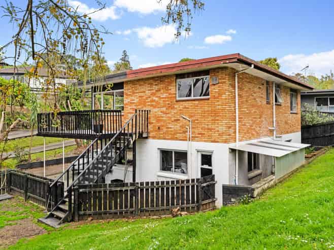 2/663 Beach Road, Rothesay Bay