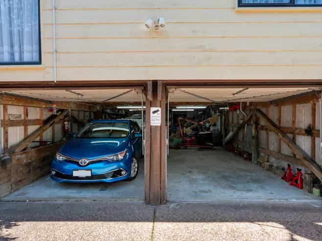 11 St Catherine Crescent, West Harbour