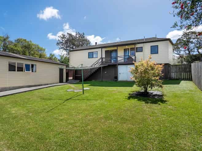11 St Catherine Crescent, West Harbour