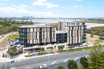 319/48 Esmonde Road, Takapuna