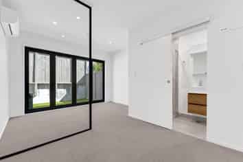 7A & 7B/124 Taylors Road, Mount Albert