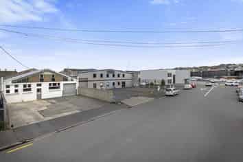 Affordable, Centrally Located Industrial Warehouse