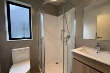 4/35 Crawford Avenue, Mangere Bridge