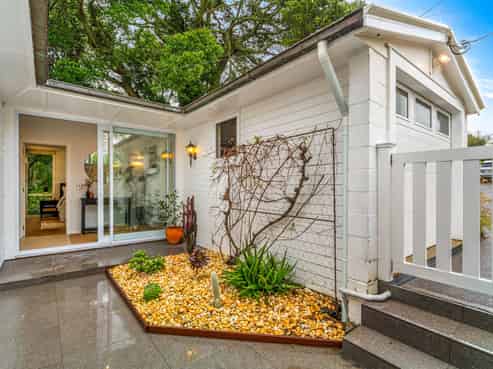 216 Onewa Road, Birkenhead