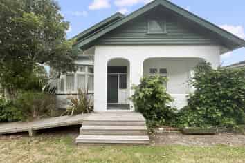 55 McLean Street, Woodville
