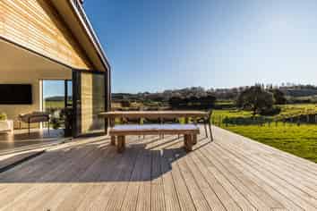 2480 Kahuranaki Road, Kahuranaki